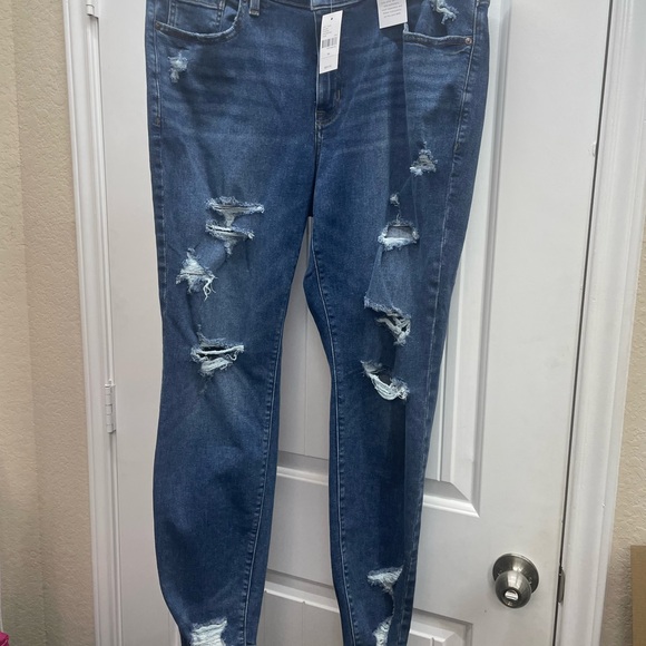 Lane Bryant Signature Fit Skinny Jean - Destructed Medium Wash Size 16W - Picture 4 of 11